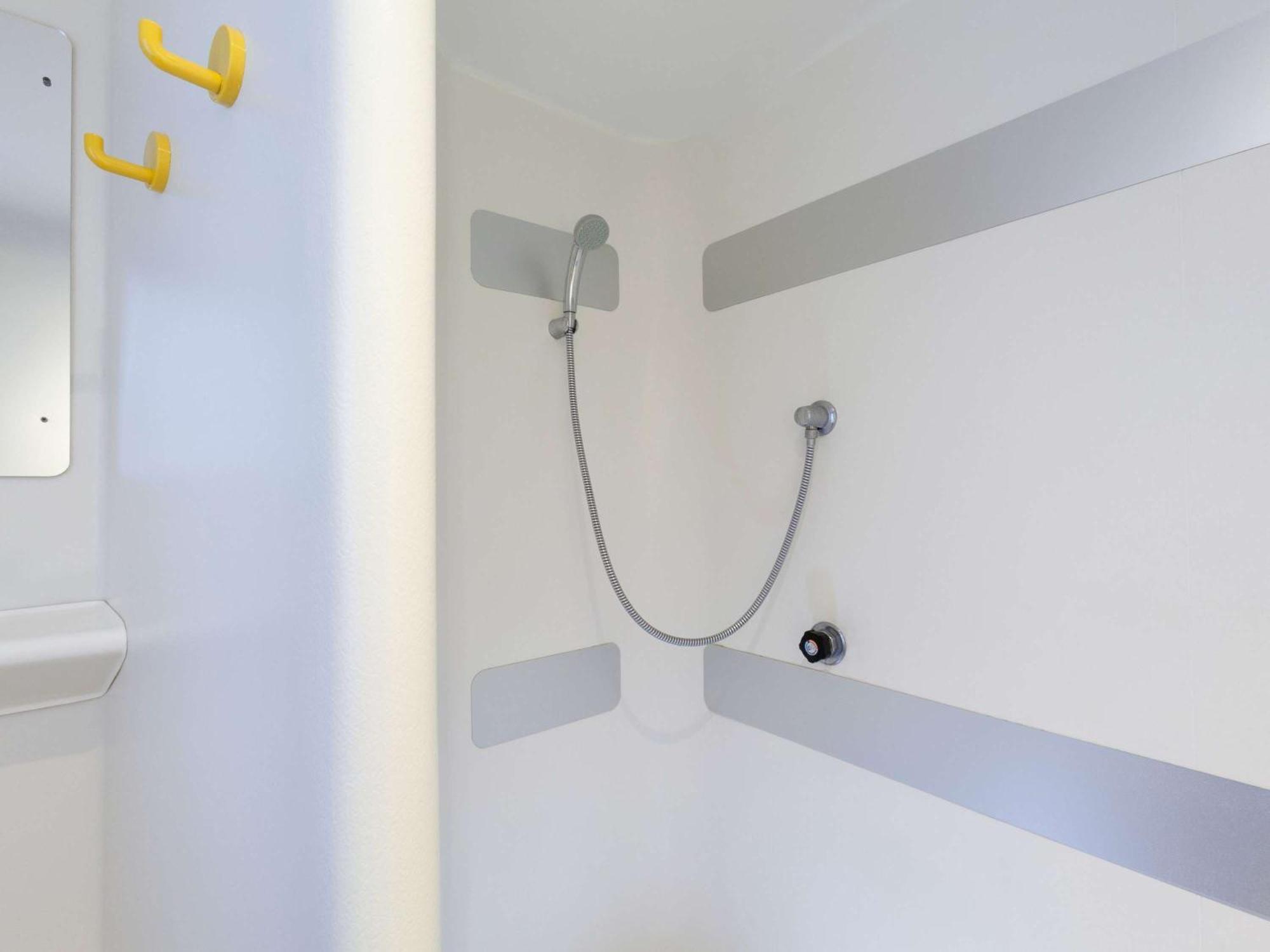 Hotel F1 Vesoul - En Cours De Renovation מראה חיצוני תמונה