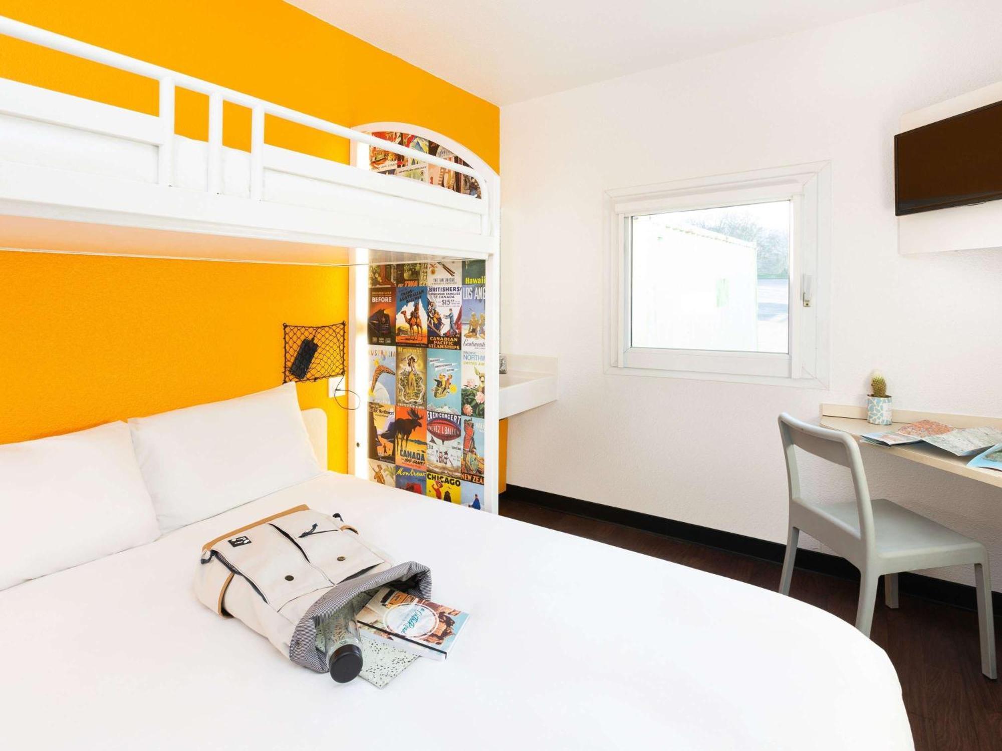 Hotel F1 Vesoul - En Cours De Renovation מראה חיצוני תמונה
